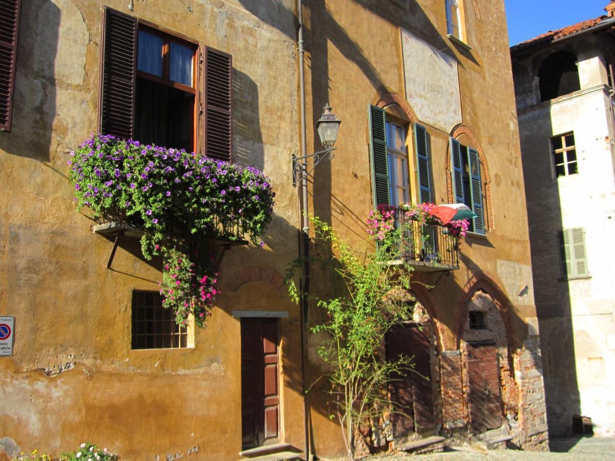 Saluzzo Historic Center Apartment Exterior photo